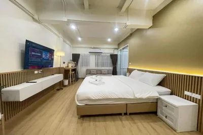 Deluxe-Kingsize-Zimmer — Shade Stories Phuket Downtown